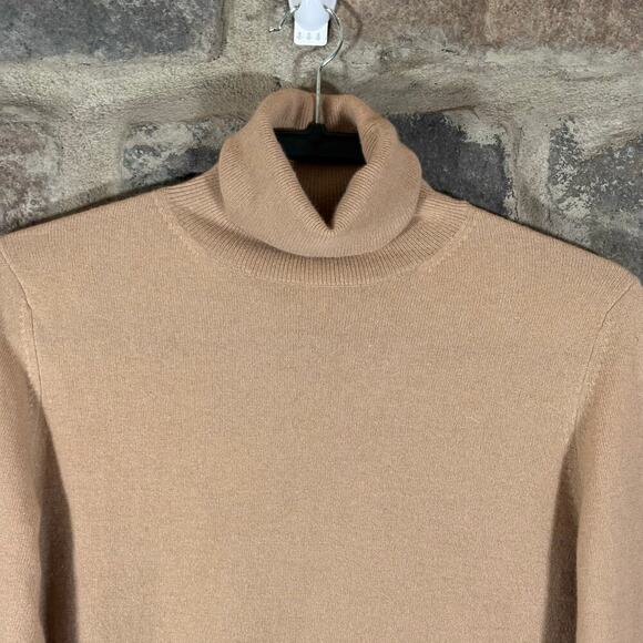 Sutton Studio Cashmere Sweater Woman's Medium Turtleneck Soft Lightweight - Picture 3 of 11